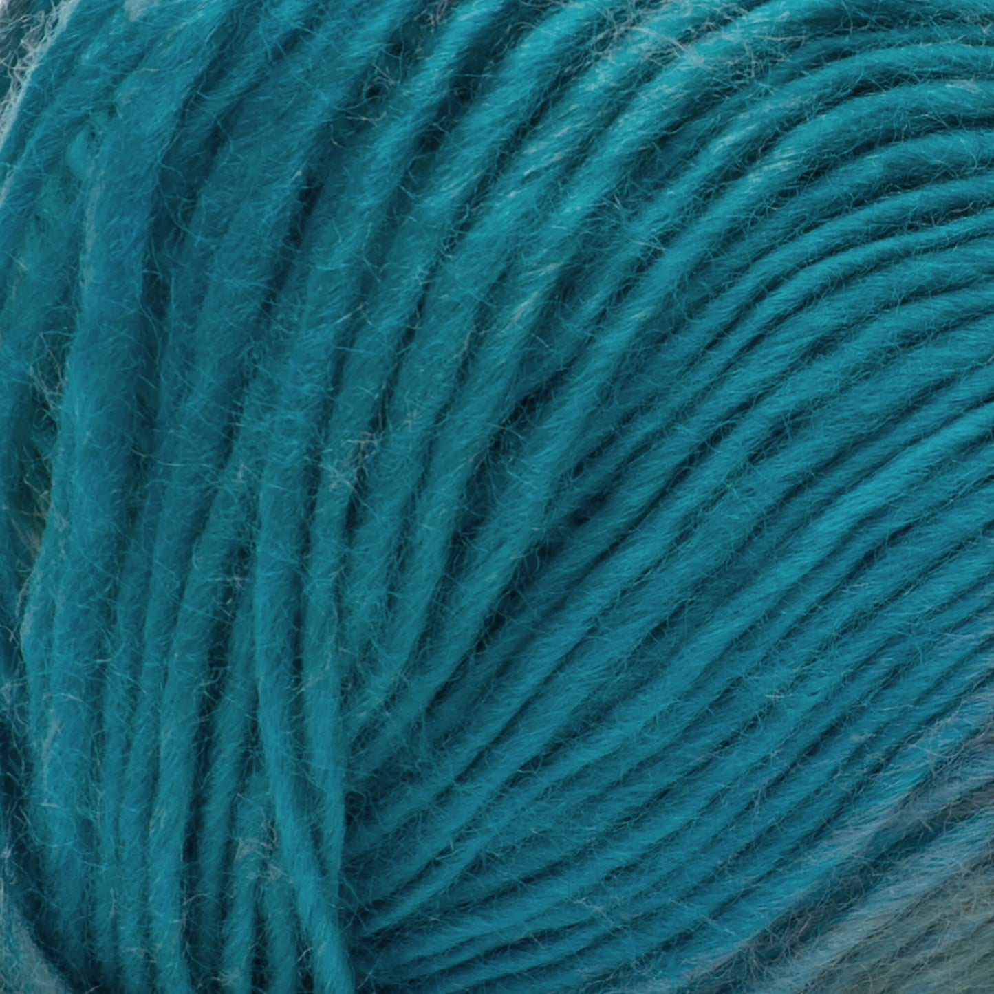 RH Unforgettable Yarn