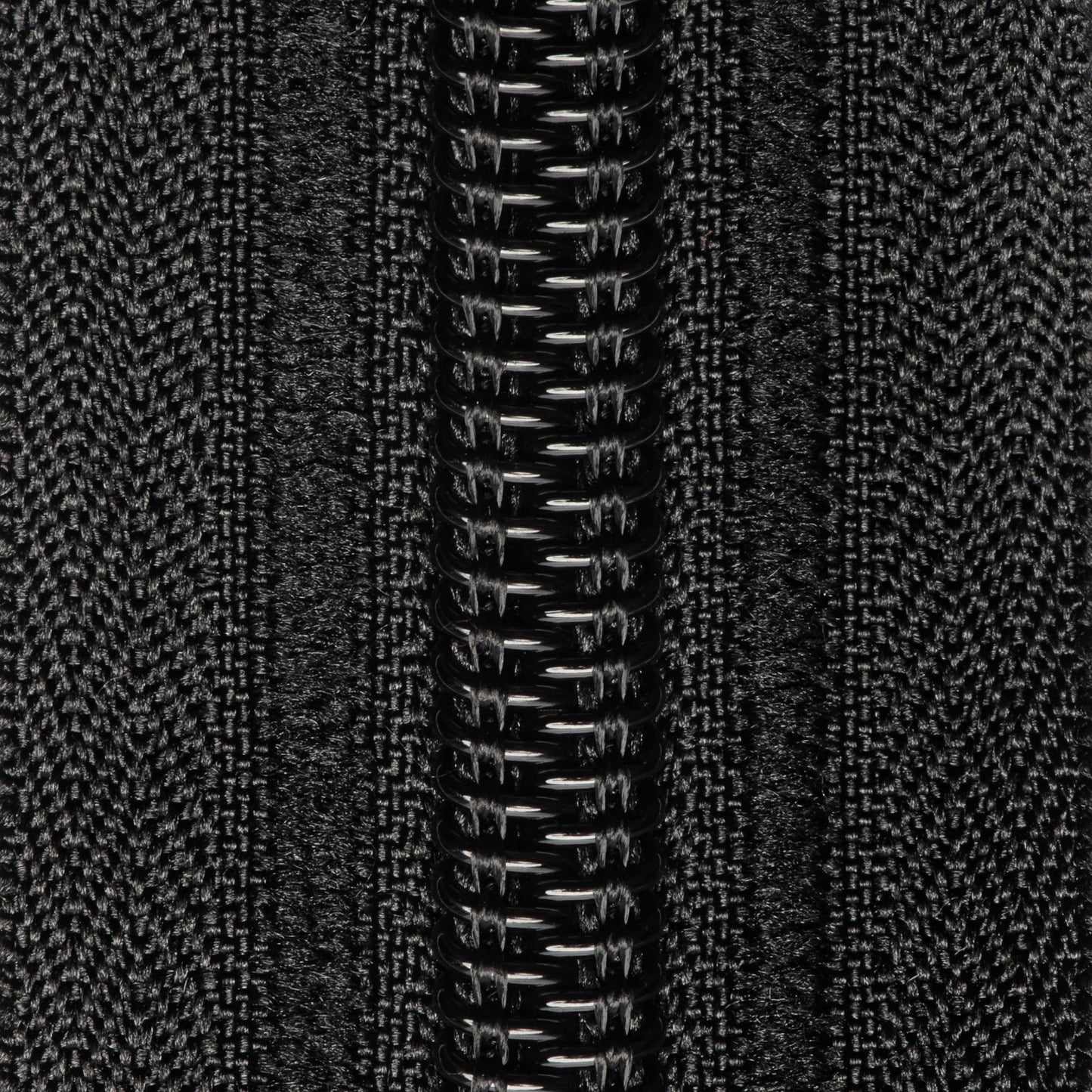 CC Yarn Zip